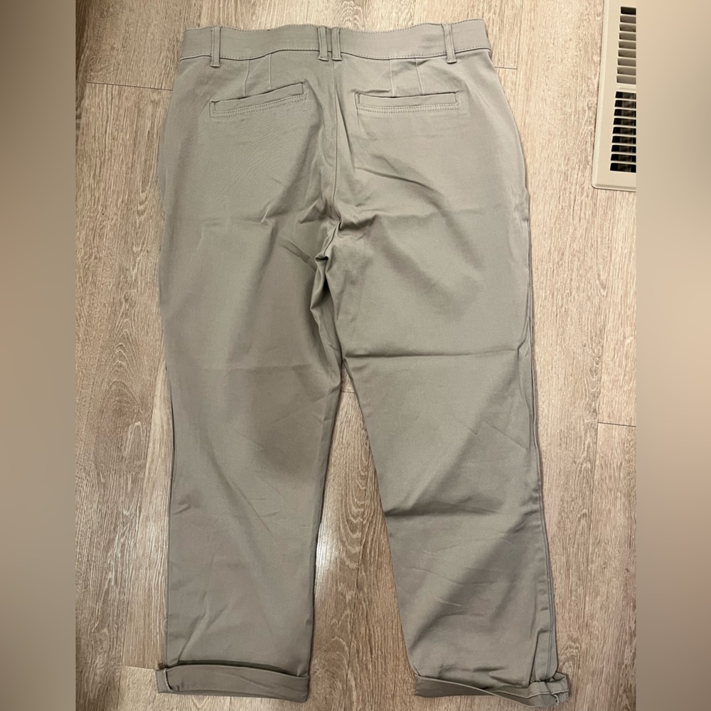 Democracy “Ab”Solution Michelle Straight Leg Pants NWOT